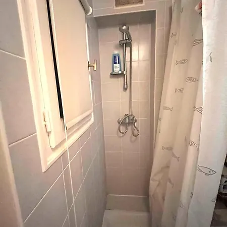 דירה Romantic Garden